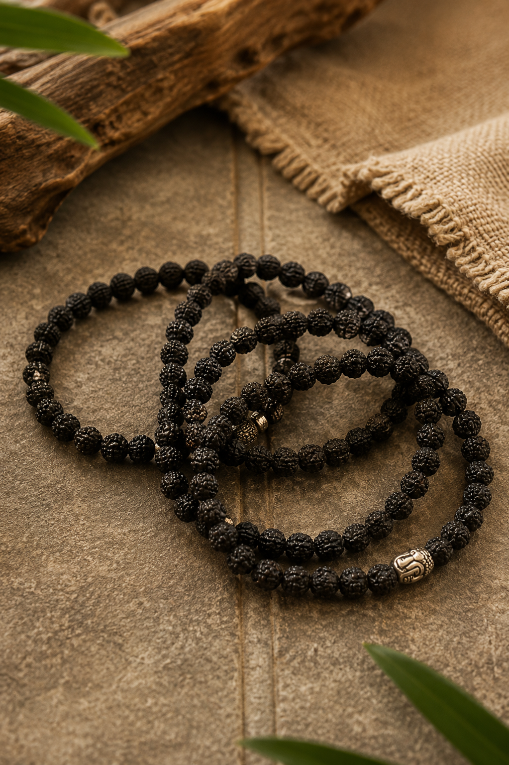 Rudraksha Buddha Armbånd • Naturens Ro og Spirituel Tradition