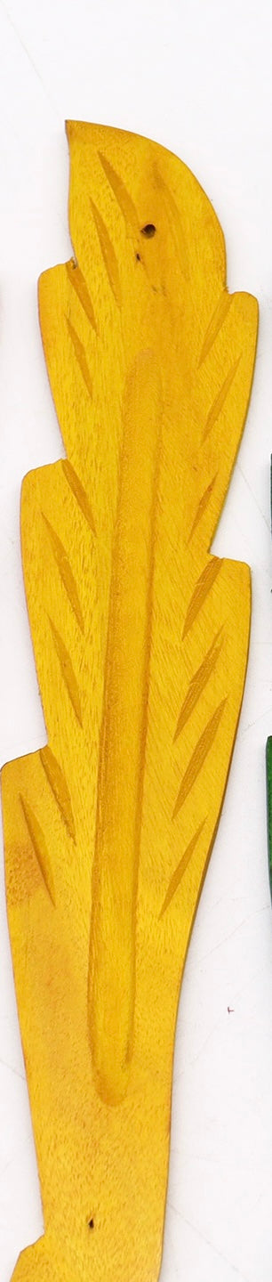 Bladformet røgelsesholder i mangotræ.